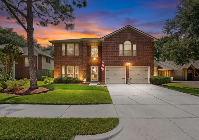 1st image of 1118 Wentworth Dr, Pearland, TX 77584 | MLS# 36249390