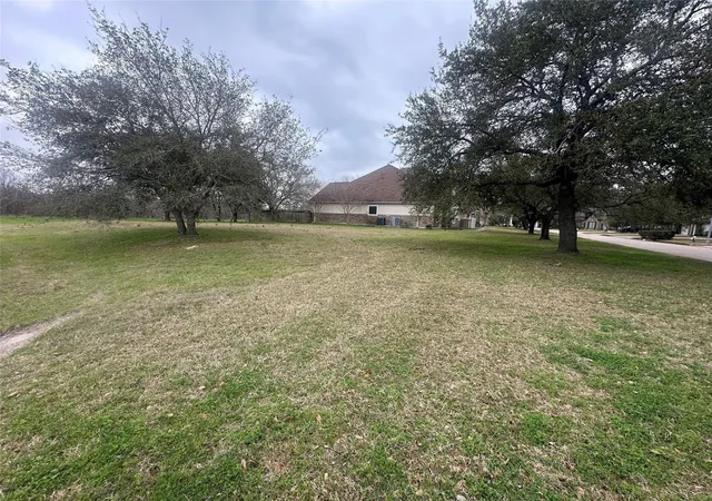 Photo 4 of Land for sale at 5322 Handbrook Dr, Houston, TX 77069 | MLS# 28106816 | Listing updated on 2026-08-17