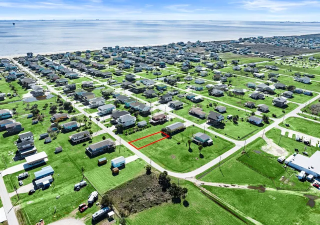 Photo 4 of Land for sale at 975 Wommack, Crystal Beach, TX 77650 | MLS# 15255719 | Listing updated on 2026-01-29