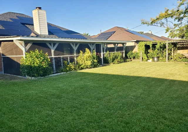 3rd image of 2927 30Th Ave N, Texas City, TX 77590 | MLS# 80823036