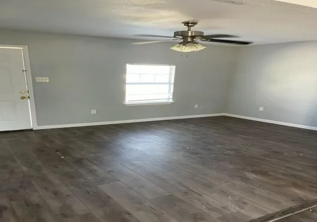 Homes for sale in Houston, TX | 5210 Dieppe St, Houston, TX 77033 | MLS# 15547862