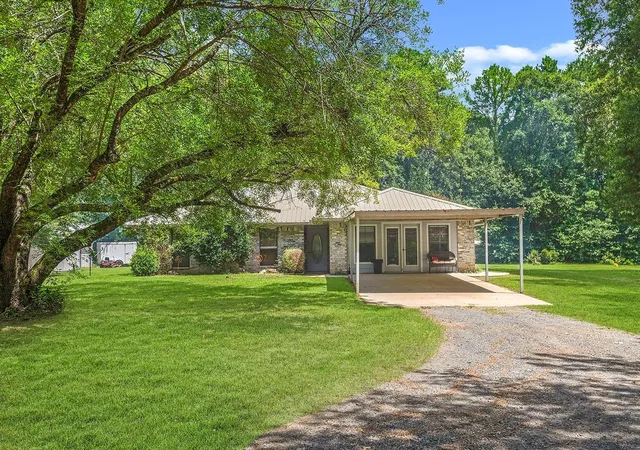 Photo 1 of Sale Pending at 4720 B Hwy 21 E, Hemphill, TX 75948 | MLS# 58986334 | Listing updated on 2026-09-13
