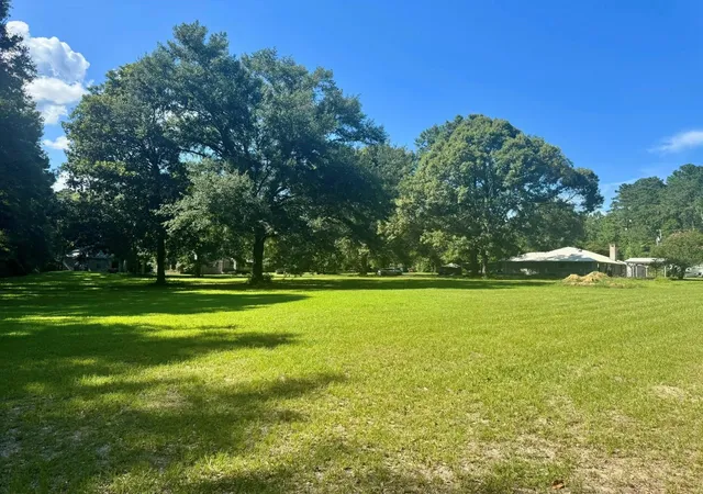 Photo 3 of Sale Pending at 4720 B Hwy 21 E, Hemphill, TX 75948 | MLS# 58986334 | Listing updated on 2026-09-13