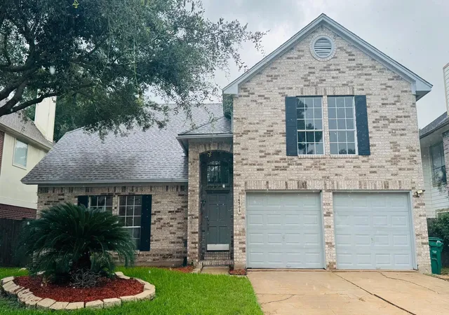 Photo 1 of Sale Pending at 16503 Elmwood Point Ln, Sugar Land, TX 77498 | MLS# 53236453 | Listing updated on 2026-09-26