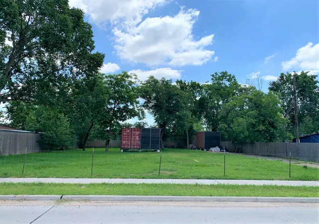 Homes for sale in Pearland, TX | 14807 Wagon Trail Rd, Pearland, TX 77584 | MLS# 41623196