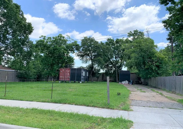 Homes for sale in Pearland, TX | 14807 Wagon Trail Rd, Pearland, TX 77584 | MLS# 41623196