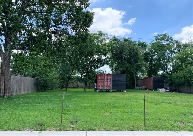 Homes for sale in Pearland, TX | 14807 Wagon Trail Rd, Pearland, TX 77584 | MLS# 41623196