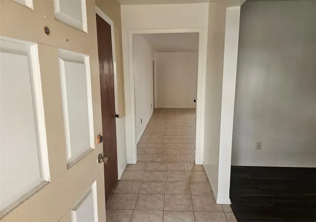 3rd image of 6814 Castleview Ln, Missouri City, TX 77489 | MLS# 11462178