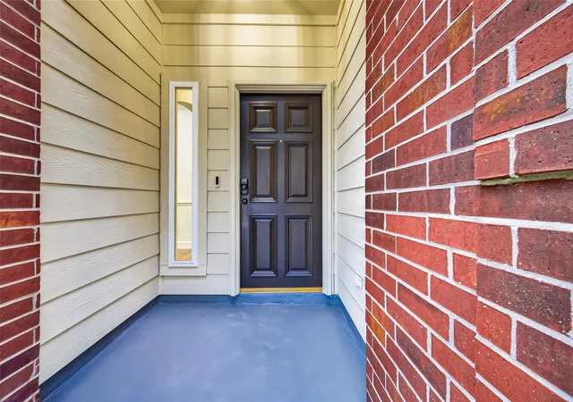 Photo 3 of Single family home for sale at 2114 Highland Stone Ct, Katy, TX 77450 | MLS# 74256941 | Listing updated on 2026-09-07
