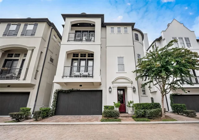 Photo 1 of Single family home for sale at 10929 Upland Park, Houston, TX 77043 | MLS# 24390504 | Listing updated on 2026-07-23