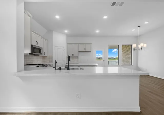 Photo 3 of Sale Pending at 2147 Birch Brk Ln, Crosby, TX 77532 | MLS# 51919114 | Listing updated on 2026-10-07