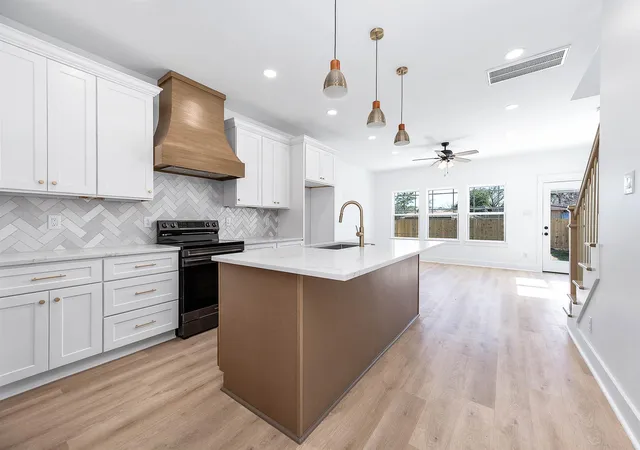 Photo 1 of Single family home for sale at 8598 Hoffman St, Houston, TX 77016 | MLS# 85378859 | Listing updated on 2026-09-18