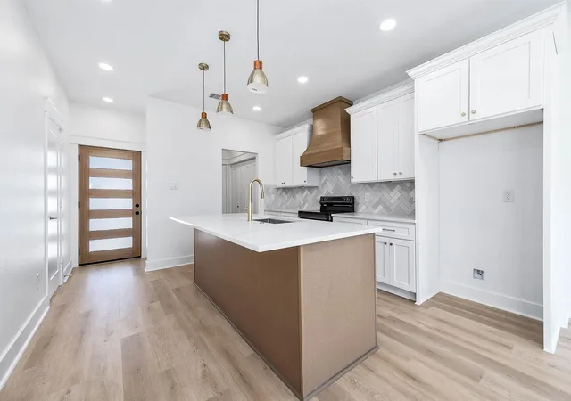 Photo 3 of Single family home for sale at 8598 Hoffman St, Houston, TX 77016 | MLS# 85378859 | Listing updated on 2026-09-18
