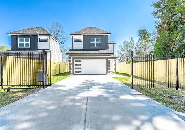 Photo 3 of Single family home for sale at 8598 Hoffman St, Houston, TX 77016 | MLS# 85378859 | Listing updated on 2026-09-18