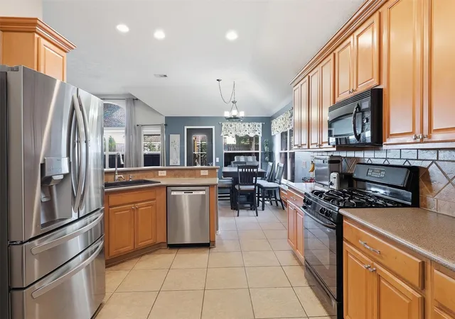 Photo 4 of Single family home for sale at 5323 Baldwin Elm St, Richmond, TX 77407 | MLS# 20474753 | Listing updated on 2026-09-20