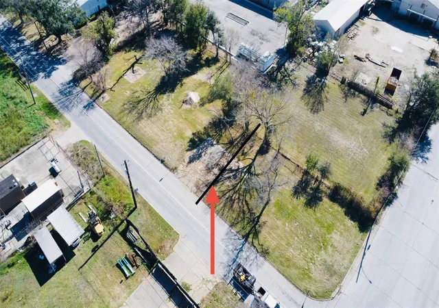 2nd image of 110 Pitts Ave, Pasadena, TX 77506 | MLS# 23583905