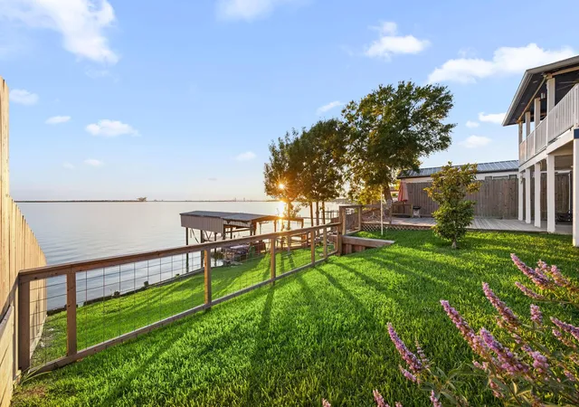 1st image of 3114 Bay Oaks Harbor Dr, Baytown, TX 77523 | MLS# 54266245