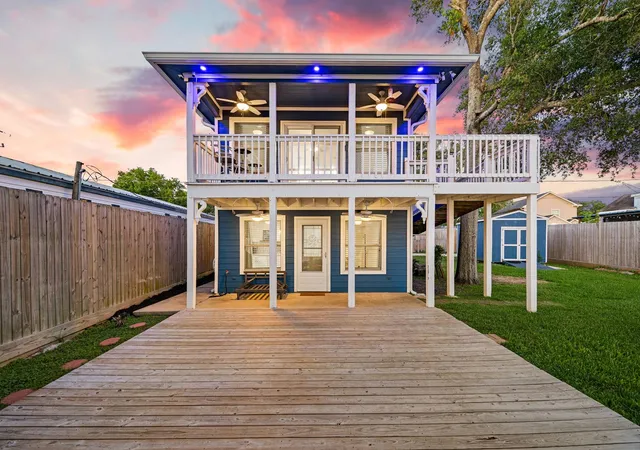 4th image of 3114 Bay Oaks Harbor Dr, Baytown, TX 77523 | MLS# 54266245