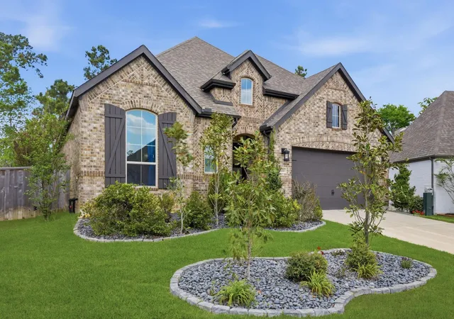 Photo 2 of Single family home for sale at 222 Promontory Ct, Montgomery, TX 77316 | MLS# 95649816 | Listing updated on 2026-09-04