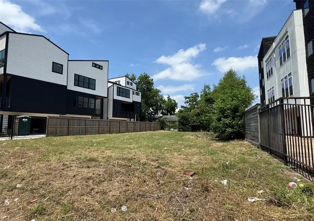 Photo 4 of Land for sale at 1611 Wheeler St, Houston, TX 77004 | MLS# 81626322 | Listing updated on 2026-09-14