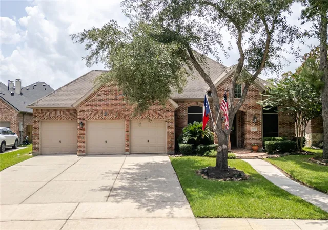 1st image of 11910 Lake Mead Ln, Humble, TX 77346 | MLS# 40669206
