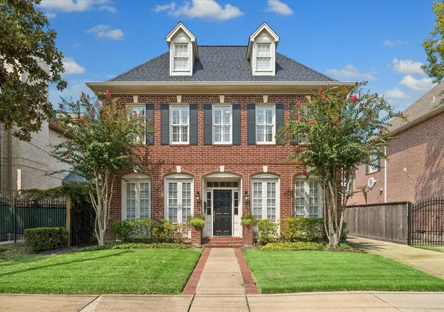 Photo 1 of Sale Pending at 6130 Annapolis St, Houston, TX 77005 | MLS# 98252158 | Listing updated on 2026-09-12