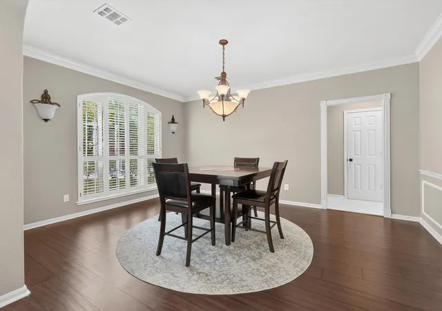 Photo 4 of Sale Pending at 1126 Thistlemeade Dr, Houston, TX 77094 | MLS# 70728541 | Listing updated on 2026-09-10