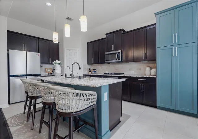 Photo 3 of Single family home for sale at 3596 Mustang Ridge Ln, Pearland, TX 77584 | MLS# 52127588 | Listing updated on 2026-09-20