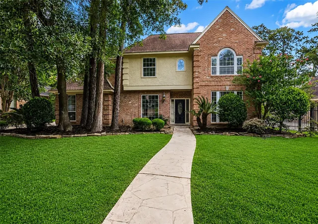 Photo 2 of Single family home for sale at 14014 Ct Of Regents, Houston, TX 77069 | MLS# 26337125 | Listing updated on 2026-08-29