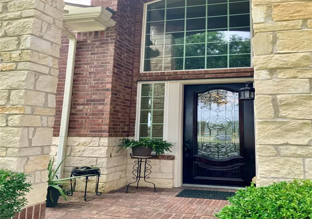 Photo 4 of Single family home for sale at 13606 Cotton Ct, Cove, TX 77523 | MLS# 81575229 | Listing updated on 2026-09-19