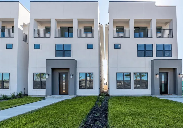 Homes for sale in Houston, TX | 15000 S Richmond Ave #5, Houston, TX 77082 | MLS# 31718270