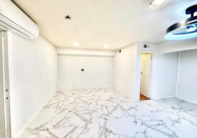 4th image of 11919 Beechnut St, Houston, TX 77072 | MLS# 37821586
