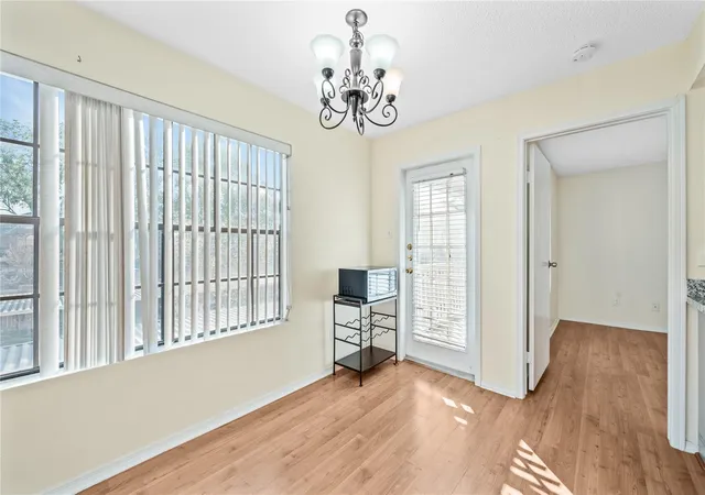 4th image of 2750 Holly Hall St #1510, Houston, TX 77054 | MLS# 28383626