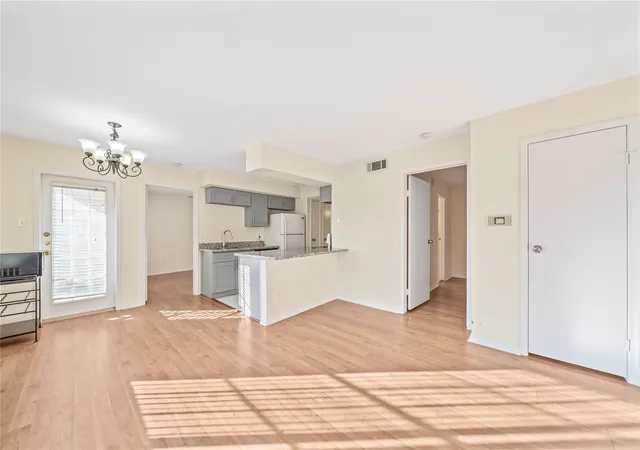 5th image of 2750 Holly Hall St #1510, Houston, TX 77054 | MLS# 28383626