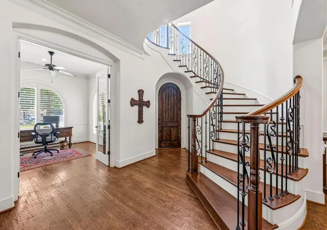 5th image of 23011 Creek Park Dr, Spring, TX 77389 | MLS# 78515624