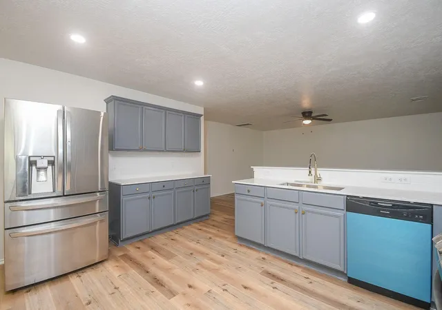 5th image of 5443 Cilantro Ln, Baytown, TX 77521 | MLS# 23554028