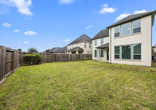 35th image of 13207 Terania Cliff Tr, Houston, TX 77059 | MLS# 48815872