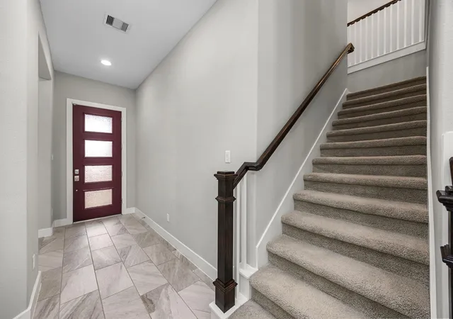 4th image of 13207 Terania Cliff Tr, Houston, TX 77059 | MLS# 48815872