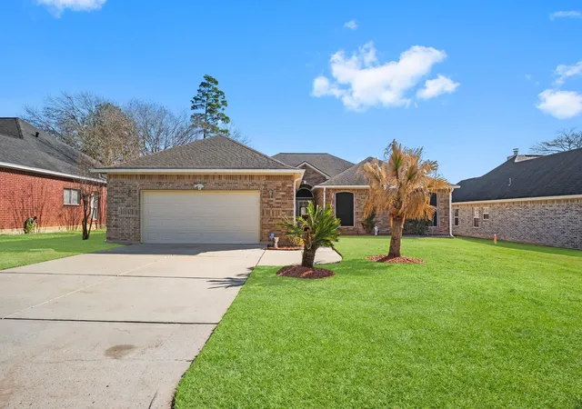 Photo 4 of Single family home for sale at 9292 Deepwater Dr, Montgomery, TX 77356 | MLS# 4144754 | Listing updated on 2026-09-11