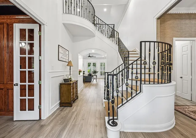 Photo 3 of Single family home for sale at 2926 Quincannon Ln, Houston, TX 77043 | MLS# 93796219 | Listing updated on 2026-09-20