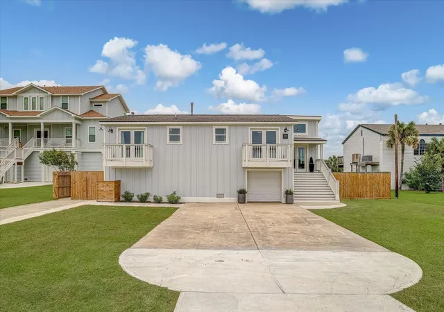 Homes for sale in Galveston, TX | 2006 Sydnor Ln, Galveston, TX 77554 | MLS# 68185050