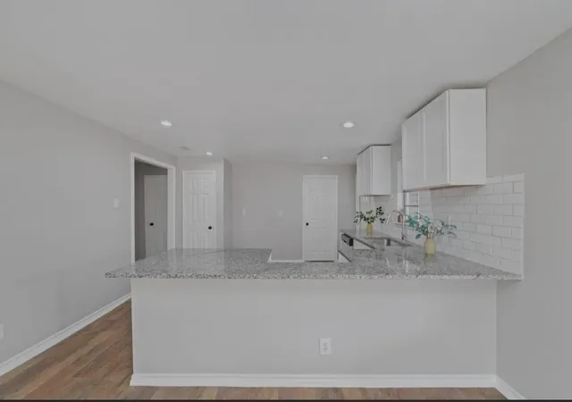 4th image of 2503 Creston Dr, Houston, TX 77026 | MLS# 58694938