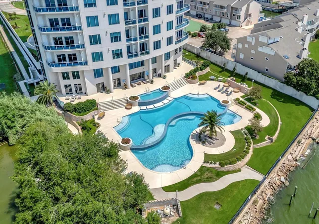 2nd image of 4821 Nasa Pkwy #6E, Seabrook, TX 77586 | MLS# 69422295