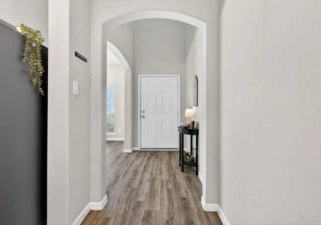Photo 4 of Single family home for sale at 2121 Cedar Way Dr, Conroe, TX 77301 | MLS# 791283 | Listing updated on 2026-09-14