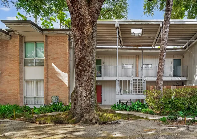 1st image of 8211 Katy Fwy #19, Houston, TX 77024 | MLS# 83893664