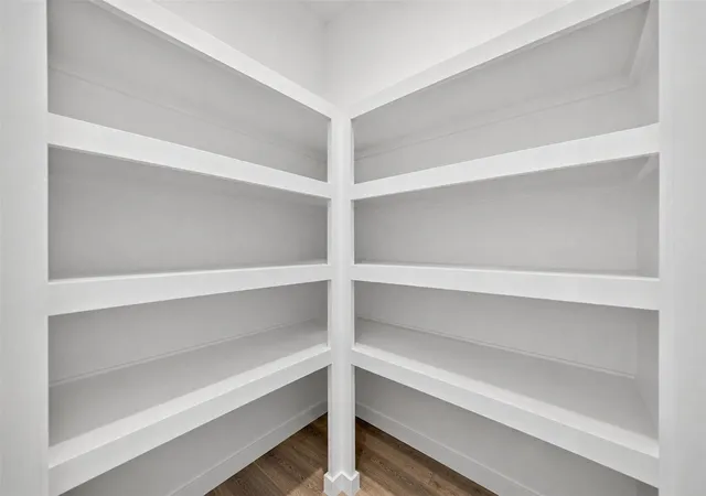 Photo 4 of Single family home for sale at 914 Moon Drop Ln, Houston, TX 77090 | MLS# 79583813 | Listing updated on 2026-09-23