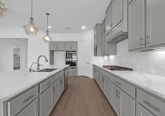 3rd image of 19703 Centennial Park Ln, Cypress, TX 77433 | MLS# 89578319