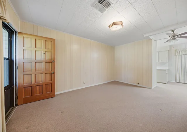 5th image of 201 S Dixie St, Brenham, TX 77833 | MLS# 91865601