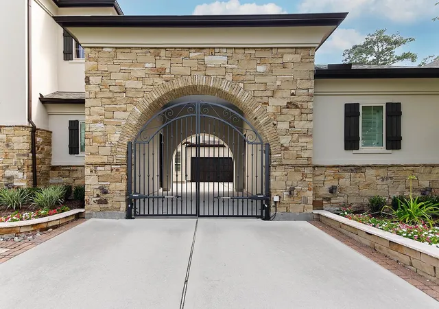 2nd image of 6 Paloma Bend Pl, Spring, TX 77389 | MLS# 7054707