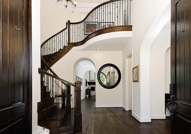 4th image of 6 Paloma Bend Pl, Spring, TX 77389 | MLS# 7054707
